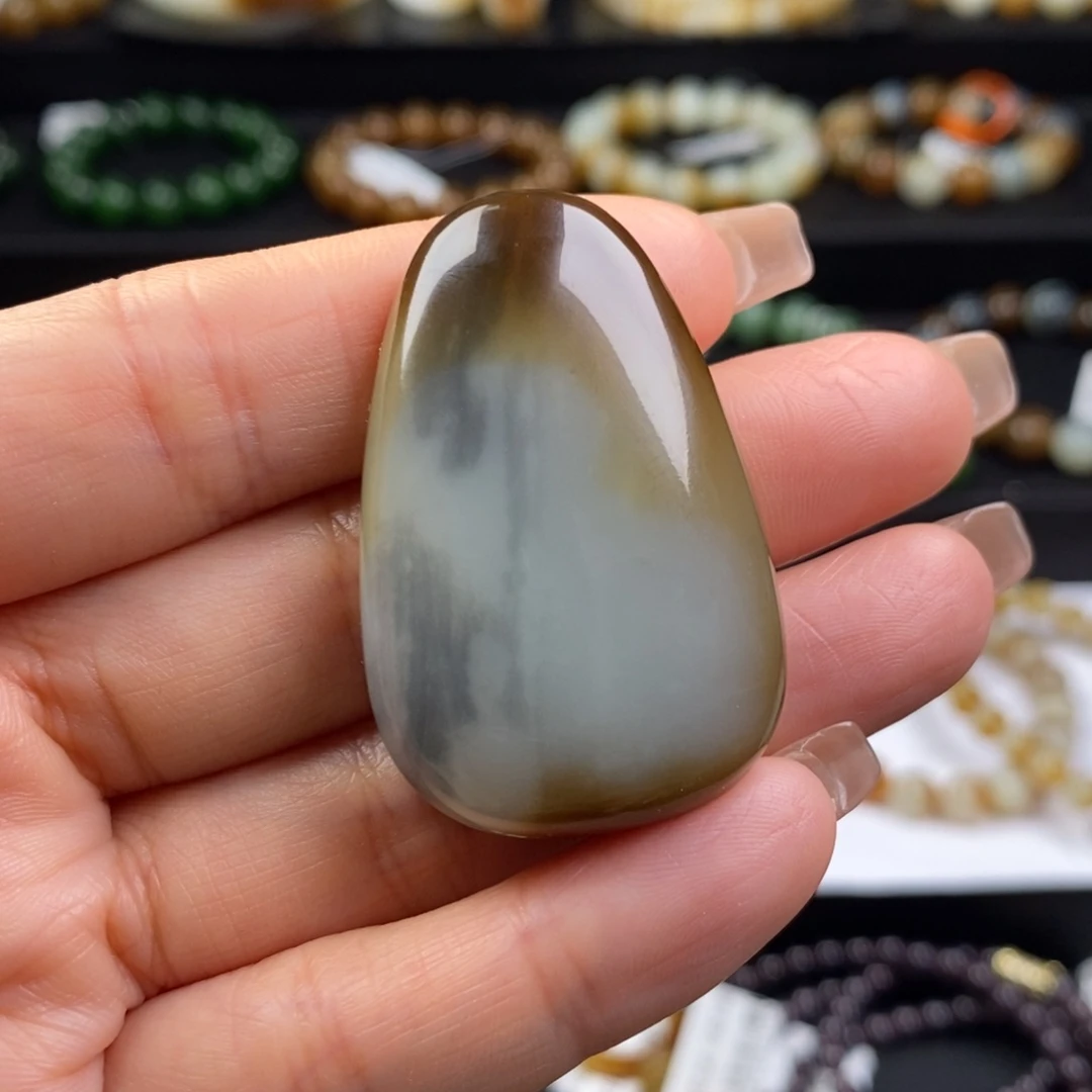 和田玉吊坠未镶嵌尤*