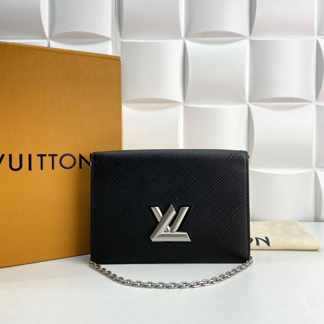 99新 LouisVuitton/路易威登 思斯专属 黑银水波纹Woc THCI2631