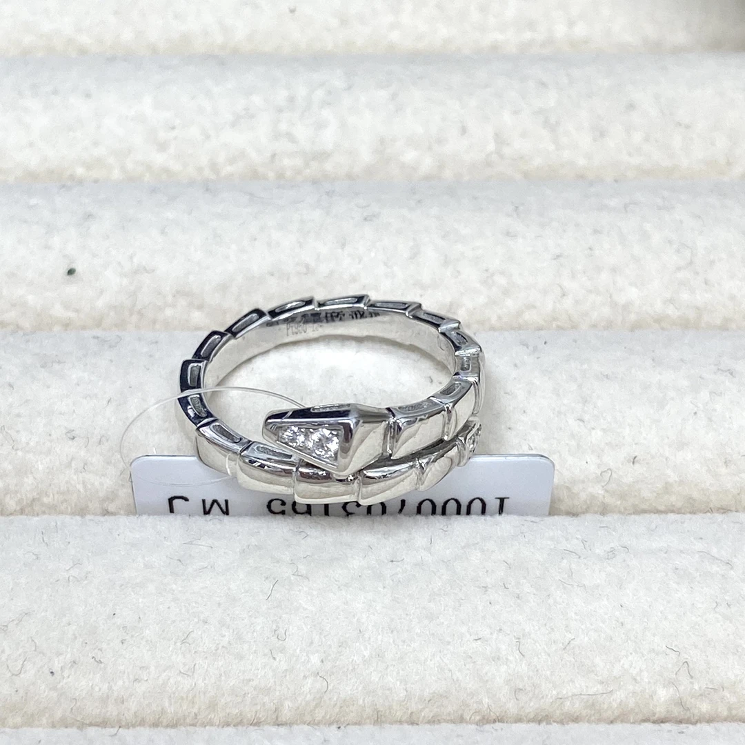 Pt950铂金镶嵌蛇身戒指