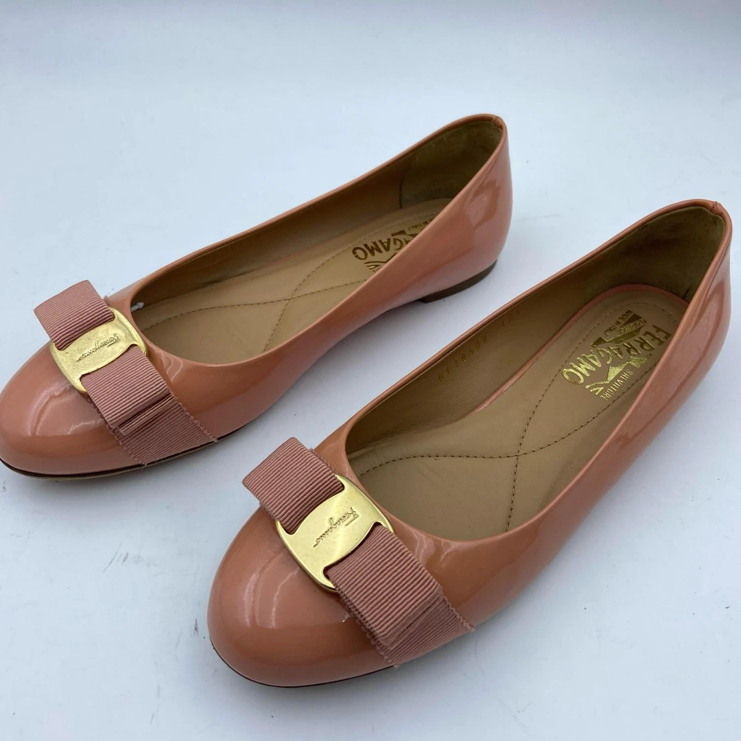 95新 FERRAGAMO/菲拉格慕 36.5码/菲拉格慕裸粉单鞋/无盒/95新