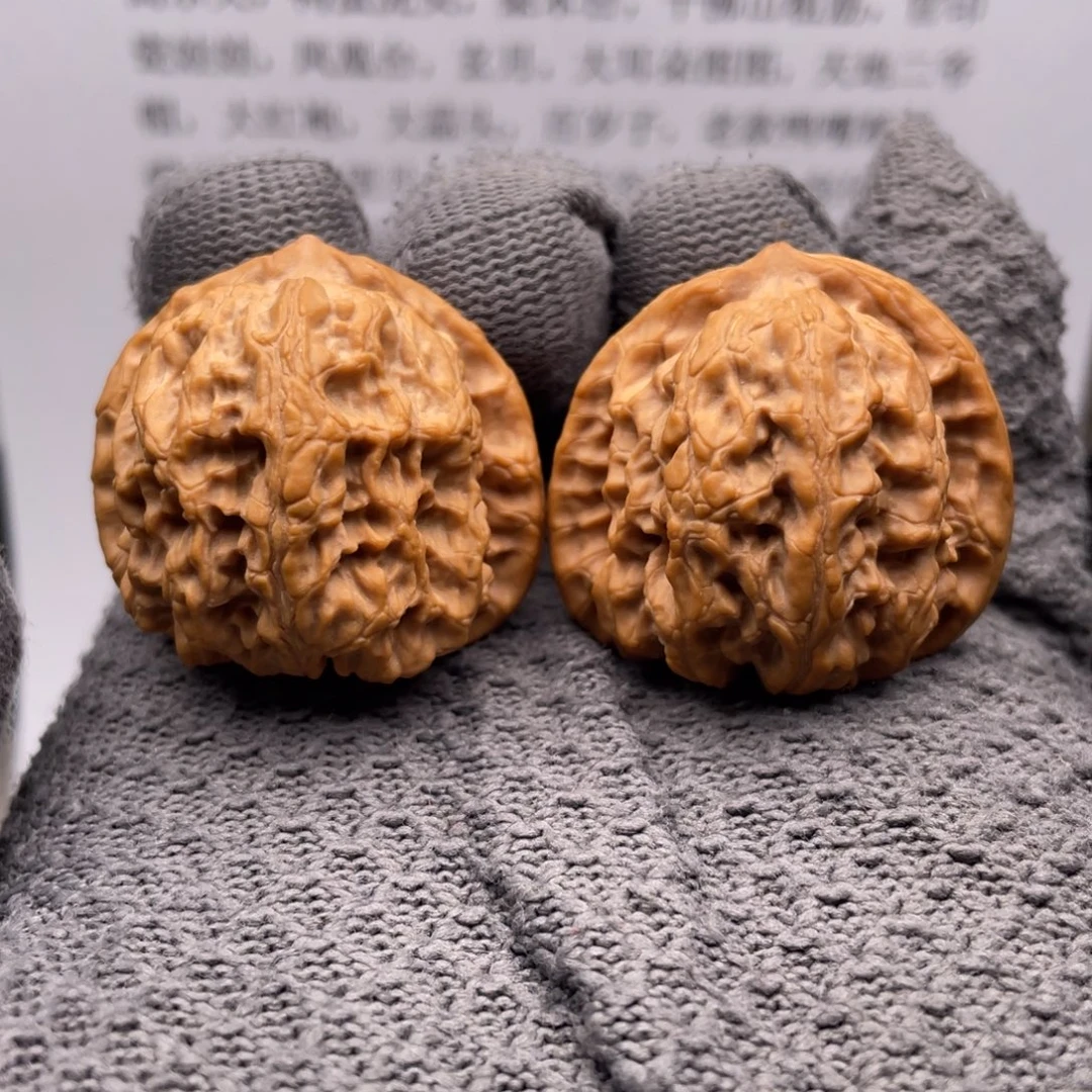 吊坠文玩核桃36梨木台
