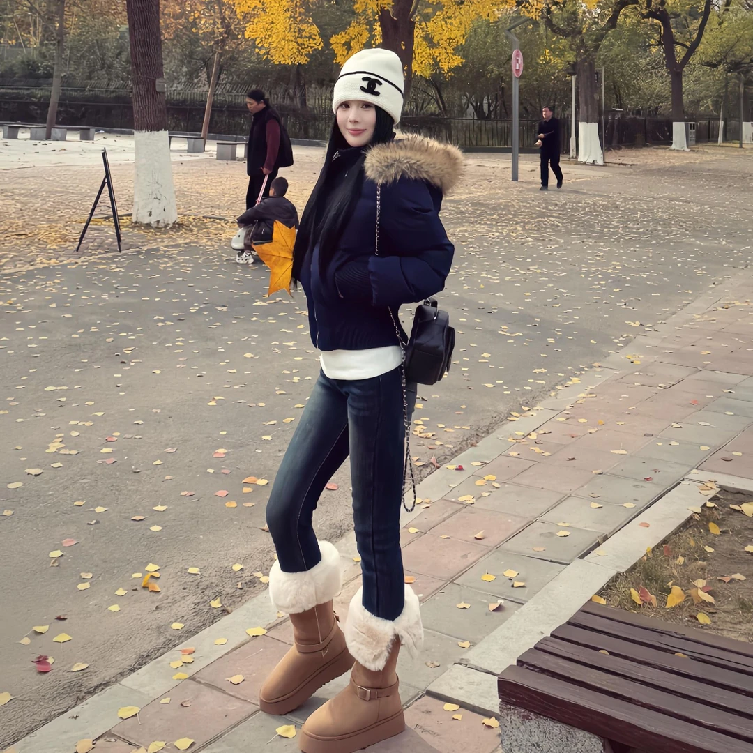 90白鸭绒2025新款爆款短款小蛮腰修身显瘦加厚大毛领羽绒服女外套