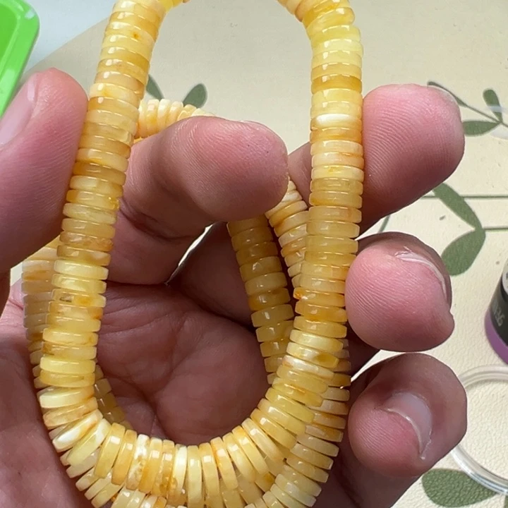 吊坠白玉菩提黄色3800