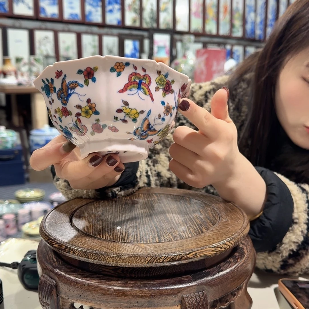 摆件瓷/////景德镇陶瓷瓷器。