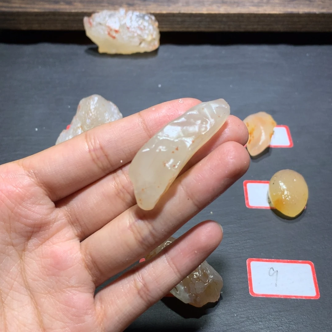 未镶嵌玛瑙/玉髓珠宝奇石