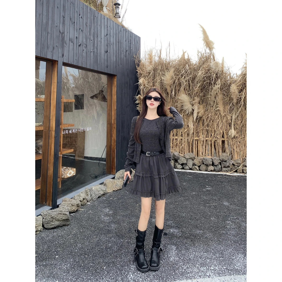 大码韩系风格深灰秋冬针织套装裙学院风拼接套头圆领A字蛋糕裙开