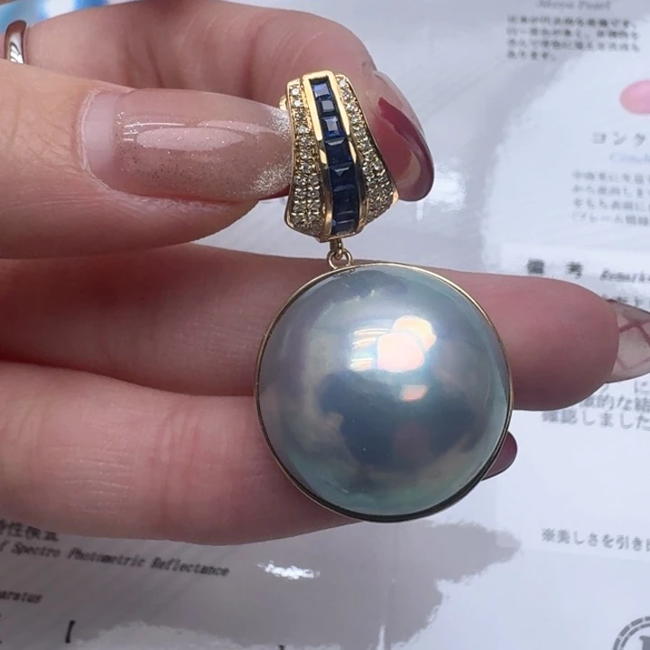 拼合珍珠（马贝珠）颈饰18K金镶嵌小*松