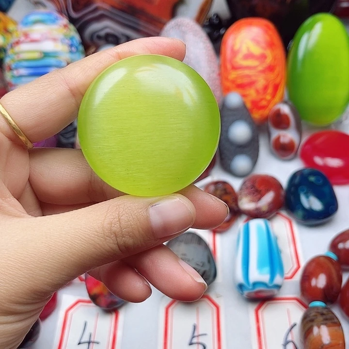 玛瑙/玉髓未镶嵌珠宝奇石