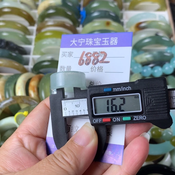 未镶嵌蛇纹石玉戒指6882