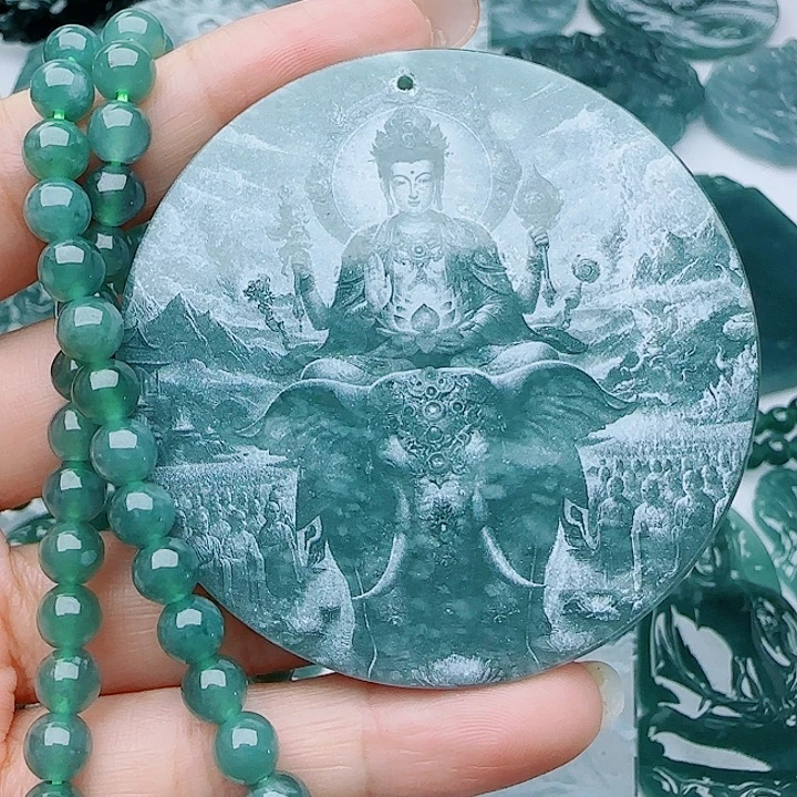 翡翠未镶嵌颈饰多样性发货天然的A货翡翠