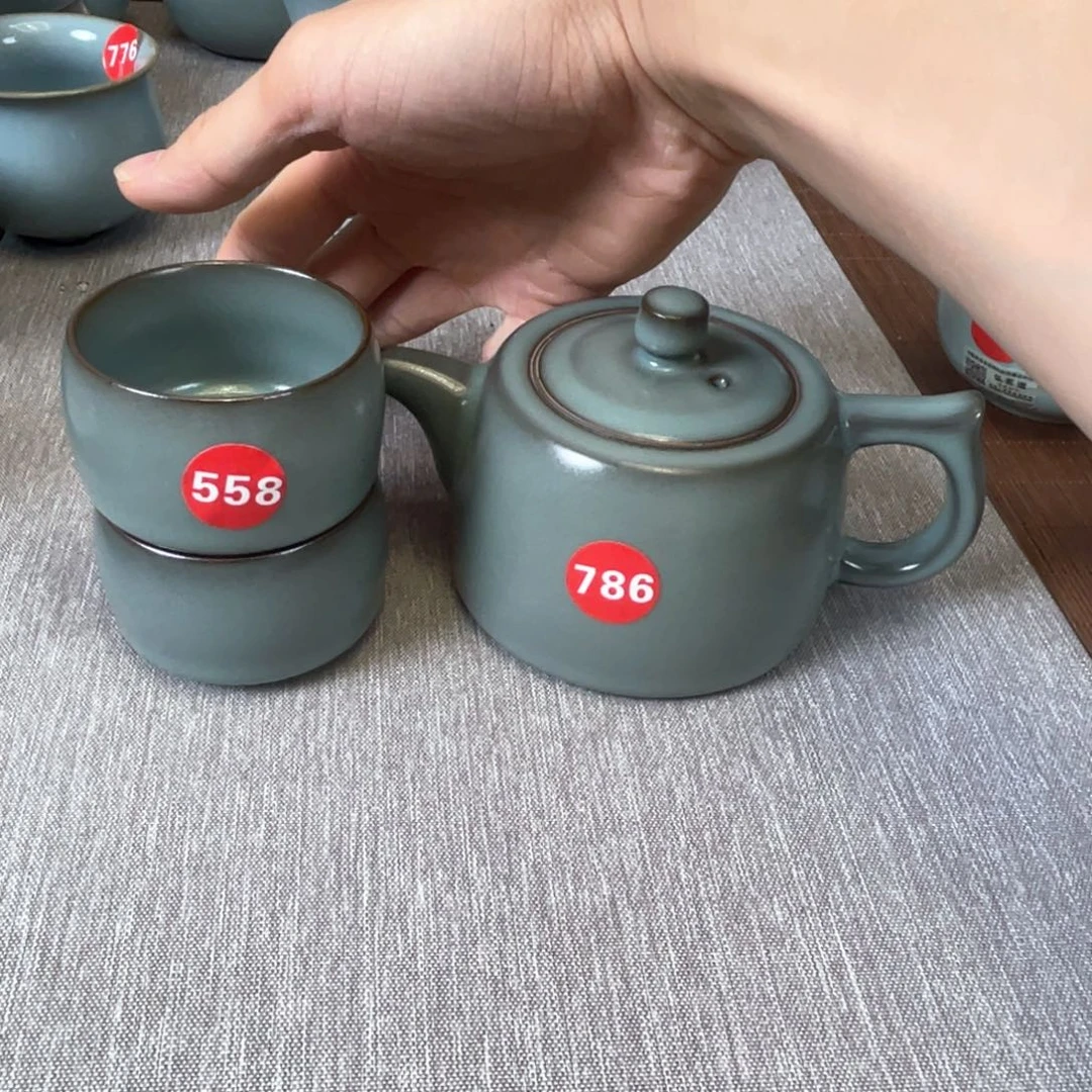 瓷片小微瑕。。。。。。。。。