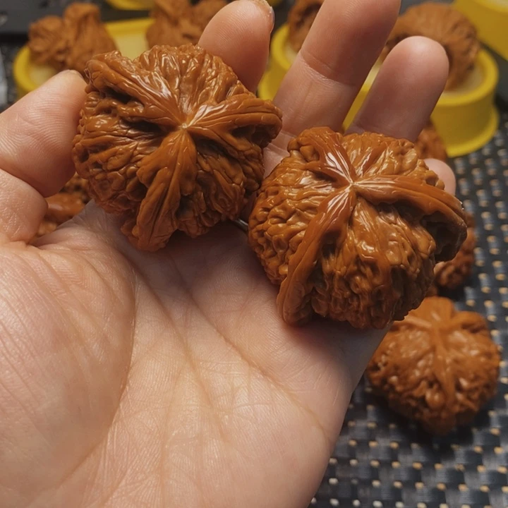 文玩核桃把件老*工艺