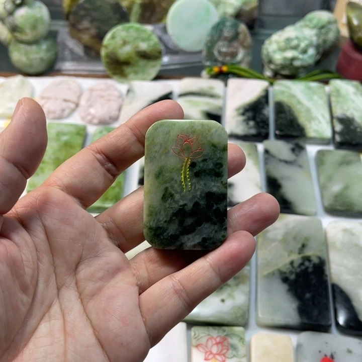 独山玉颈饰未镶嵌葫*