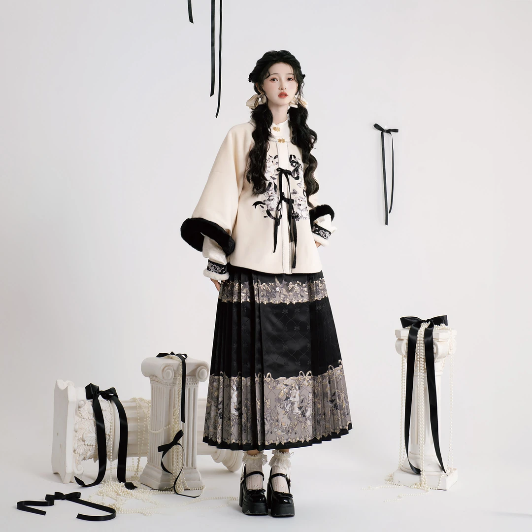 静还决 黑白猫猫  原创明制汉服秋冬款方领半袖弓袋袖马面裙套装