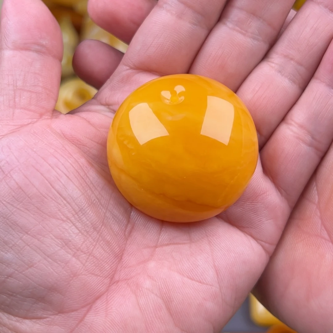 琥珀颈饰未镶嵌纯天然蜜蜡
