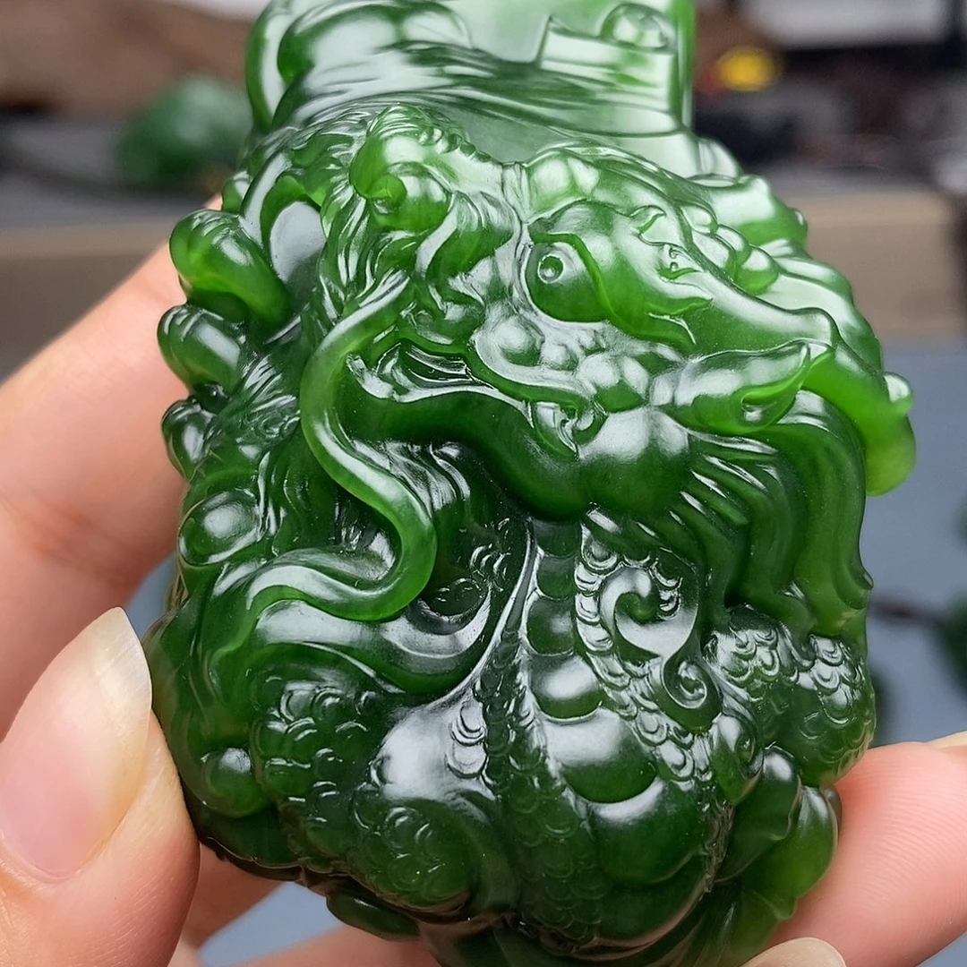 詹***帝未镶嵌和田玉（碧玉）挂件