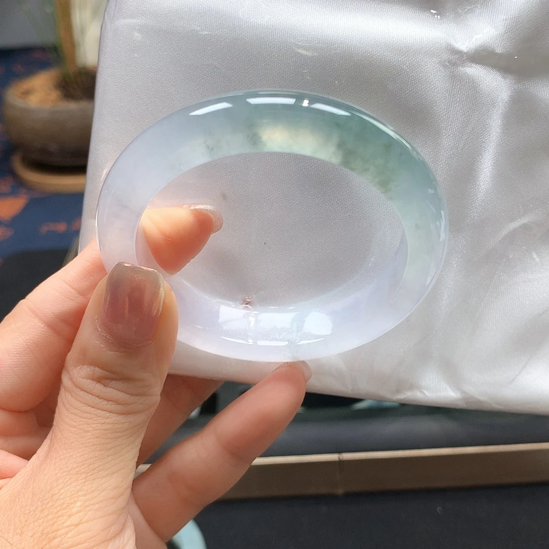 未镶嵌手镯翡翠冰透炸光正圈手镯