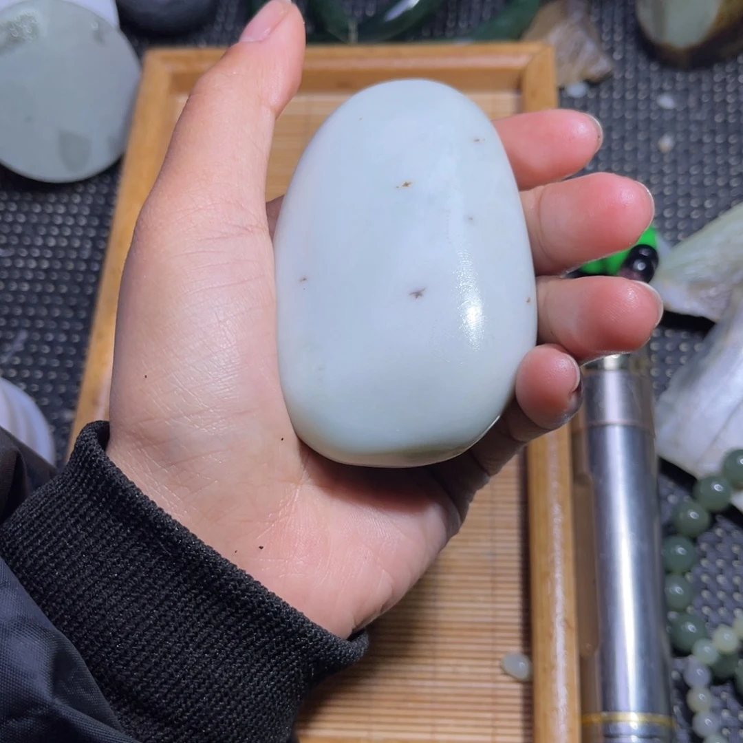 未镶嵌和田玉车挂