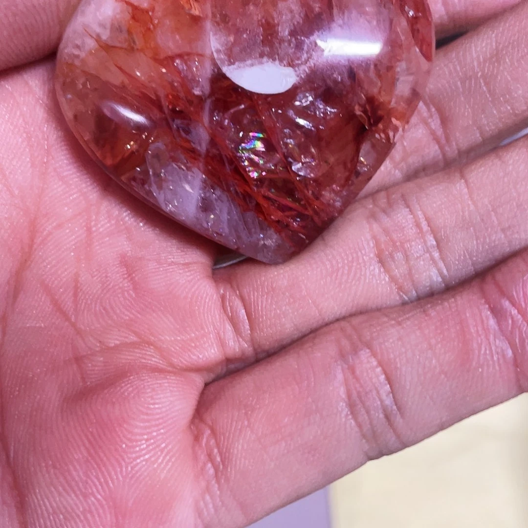 水晶颈饰未镶嵌冷*?天然水晶