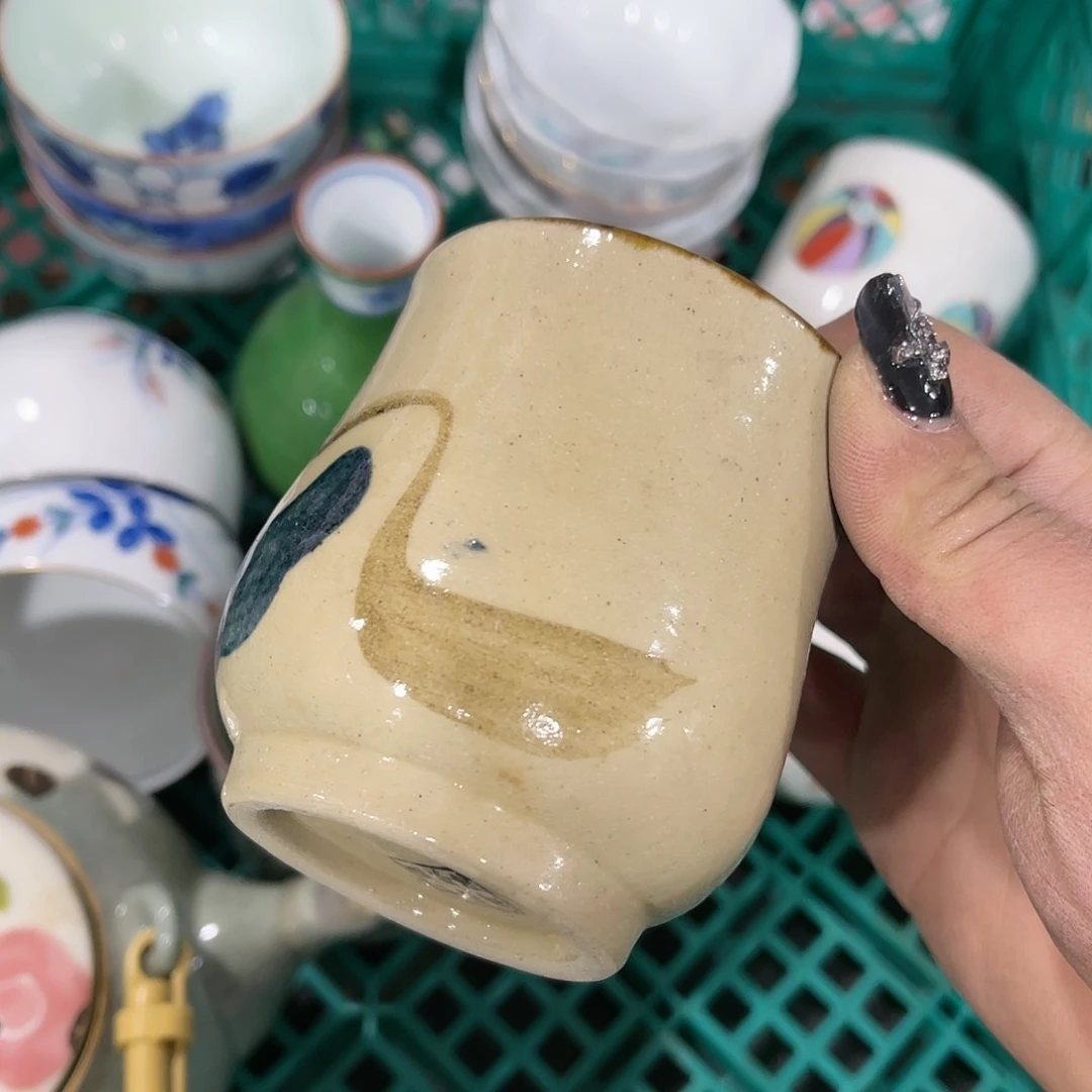 瓷片W****n做什么呢的吃饭去