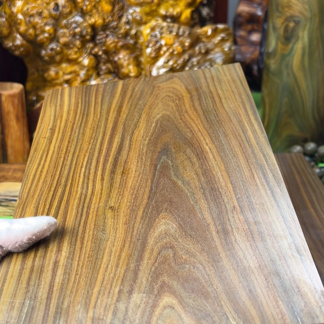 大果紫檀（缅甸花梨）摩*