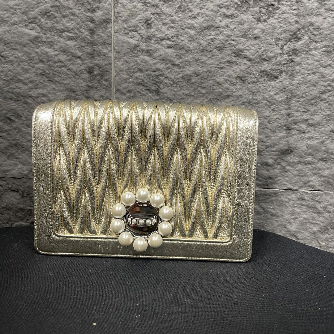 95新 MIU MIU/缪缪 褶皱珍珠扣链条包