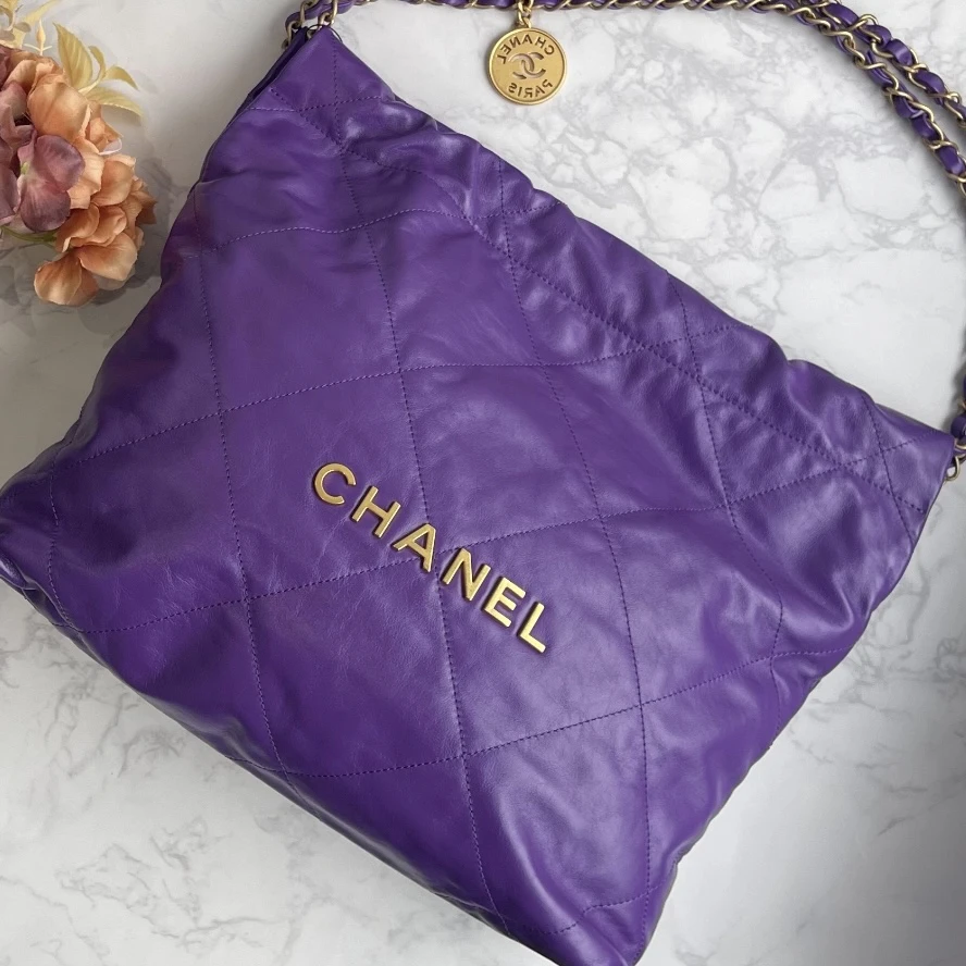 95新 Chanel/香奈儿 多多奢品/香奈儿紫色垃圾袋包/98新包展