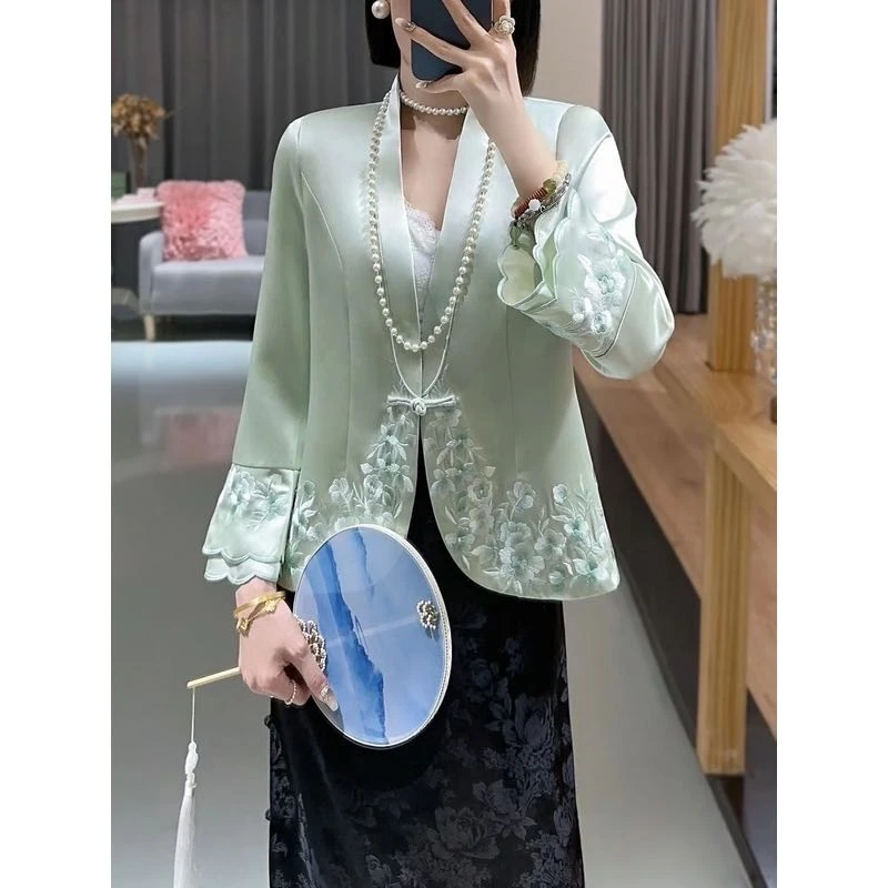 鑫-2371-2025新中式刺绣外套秋冬国风百搭西服国潮小上衣外套女