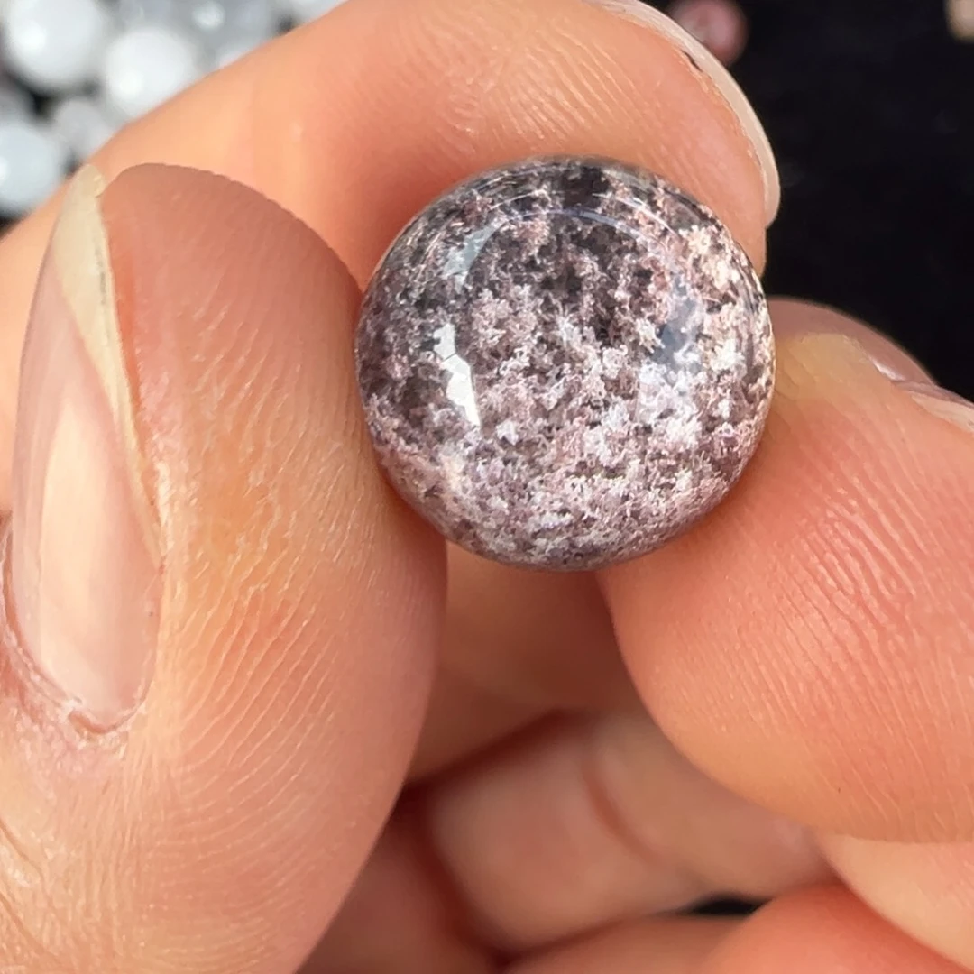 单珠未镶嵌水晶小*朵不打孔，不退不换