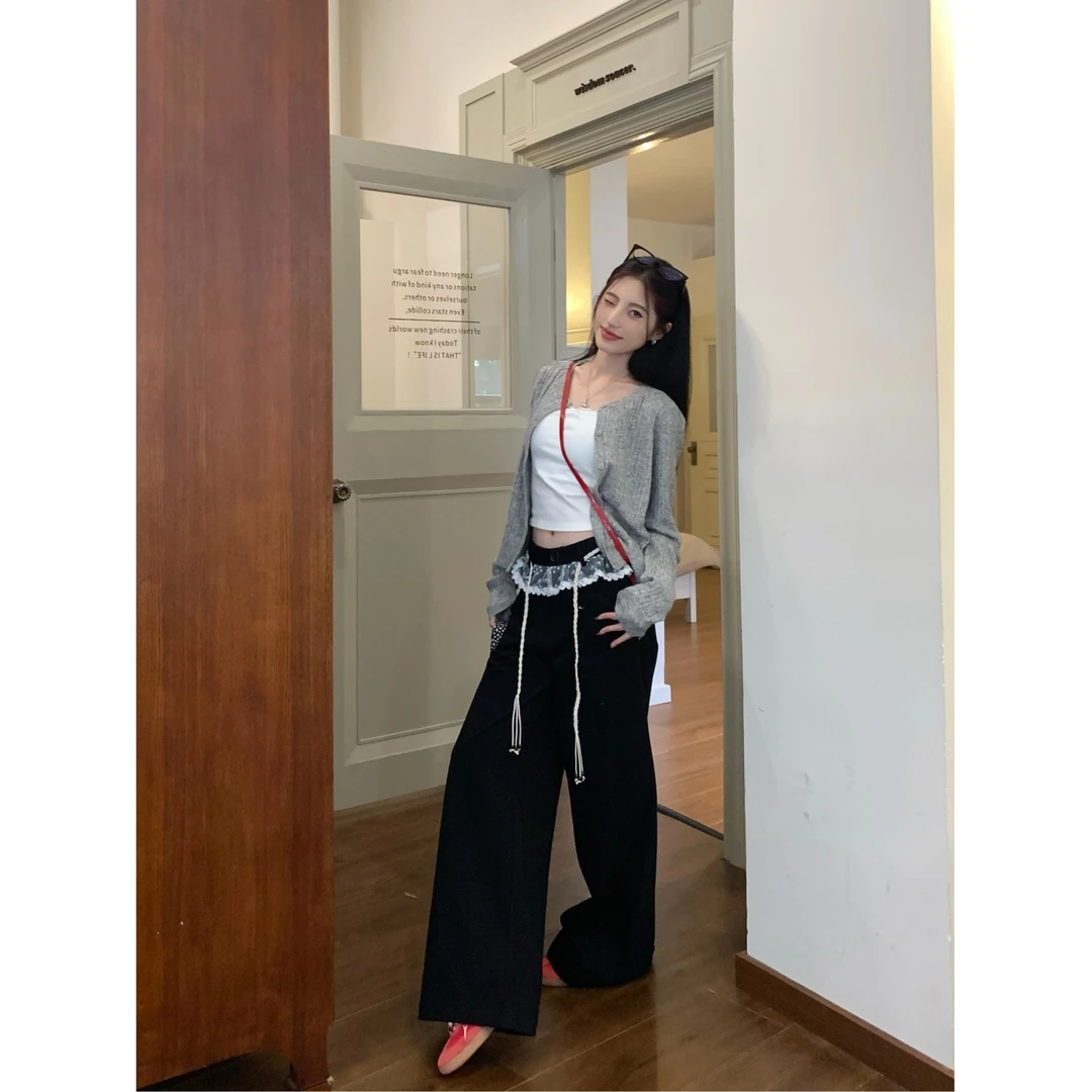 这条裤子真的好特别！蕾丝拼接小众设计感牛仔裤女春季高级感长裤