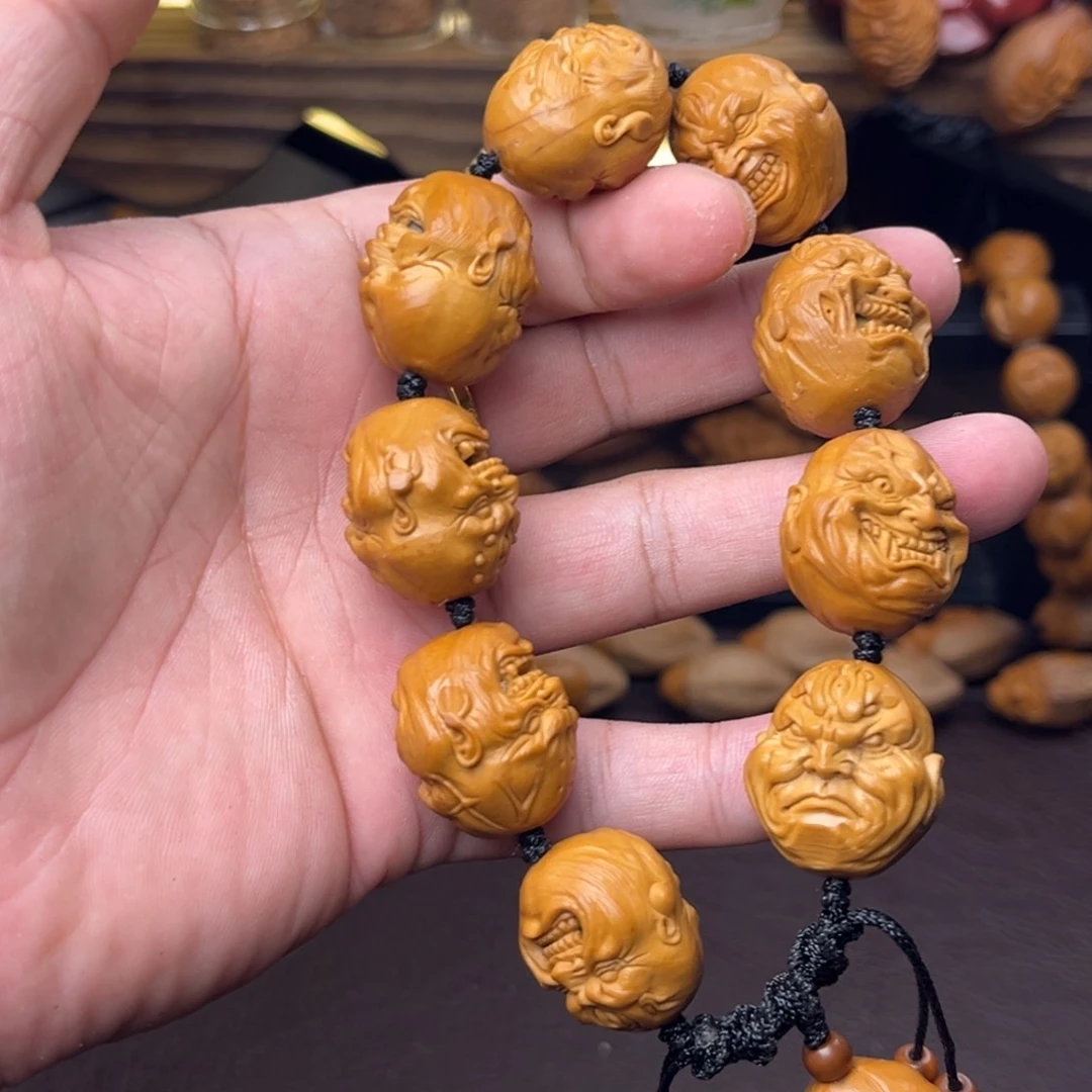 橄榄核吊坠华****家橄榄核恶僧2.1