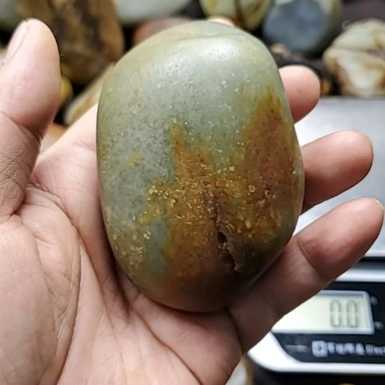 和田玉（糖玉）未镶嵌挂件