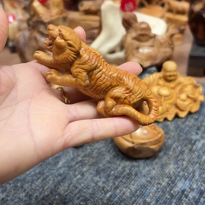 柏木太行崖柏手把摆件