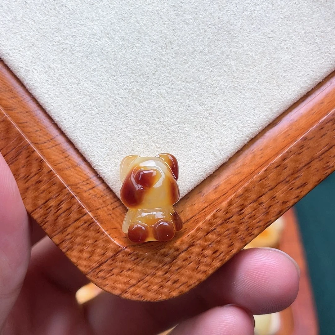 琥珀裸石未镶嵌蜜蜡