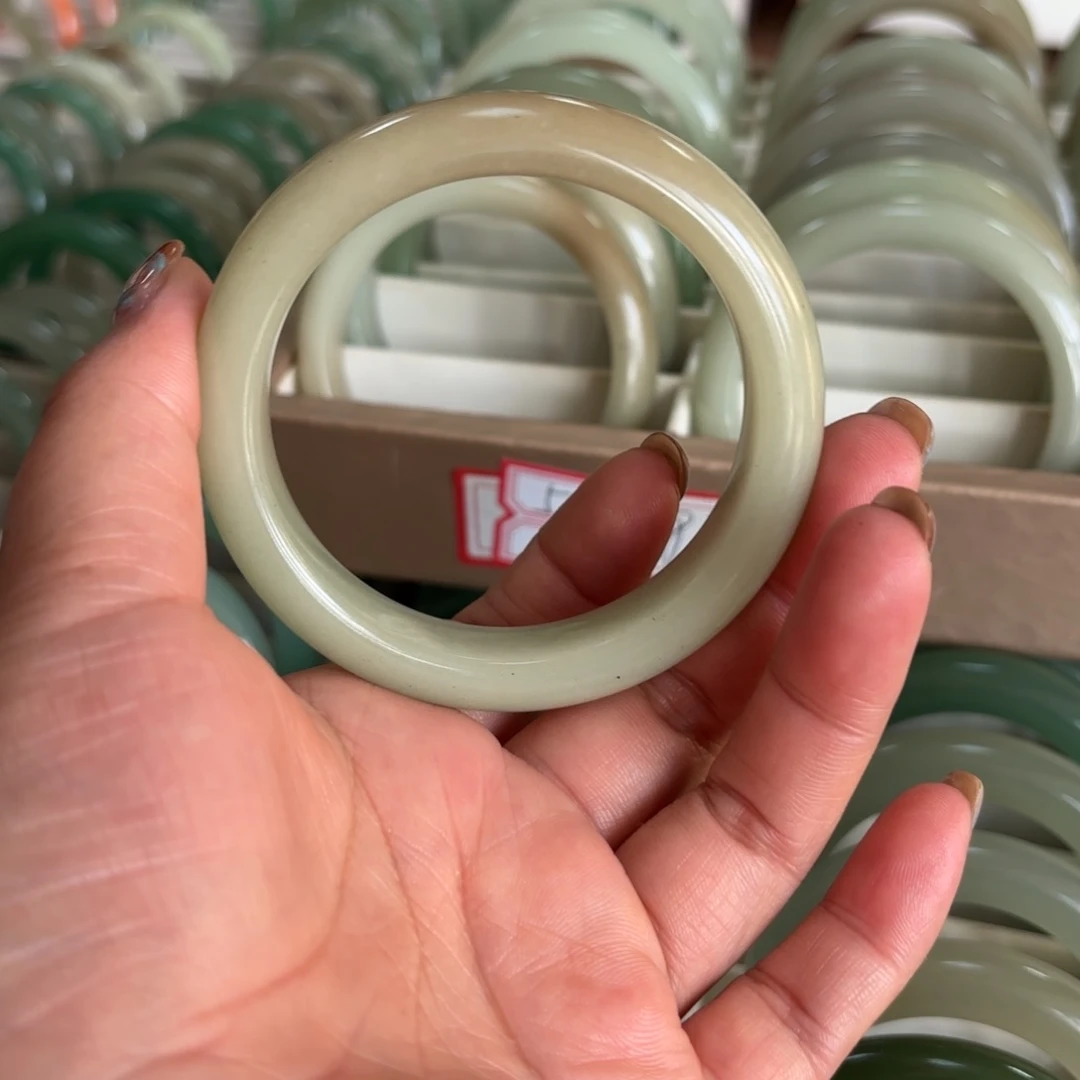 未镶嵌手镯东陵石等**由