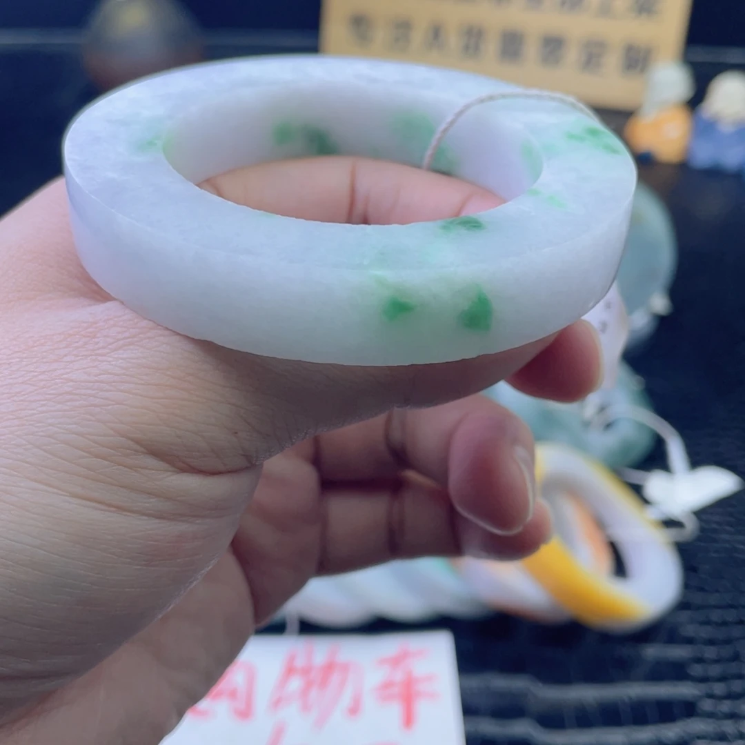 定制翡翠未镶嵌翡翠