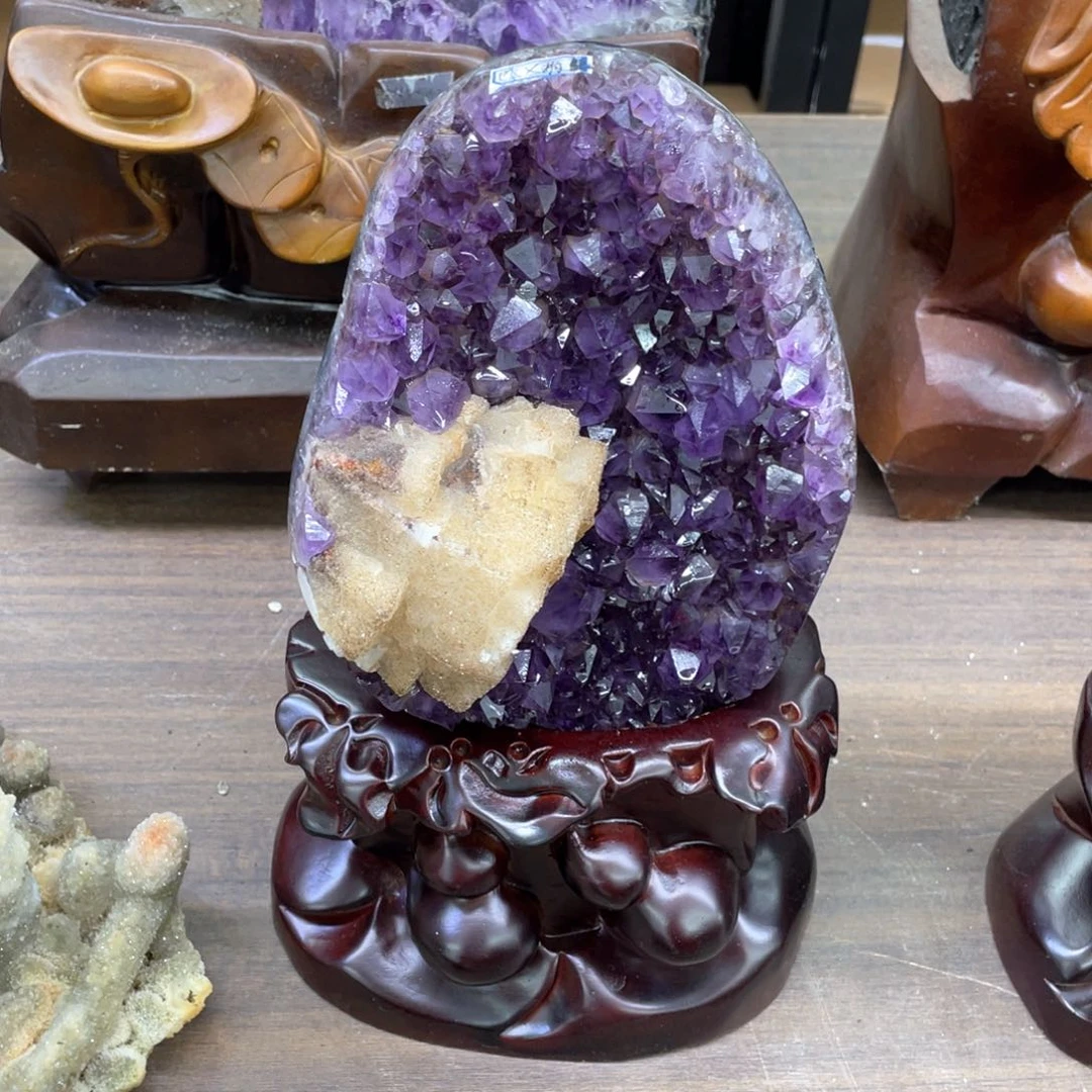 摆件未镶嵌水晶捡漏