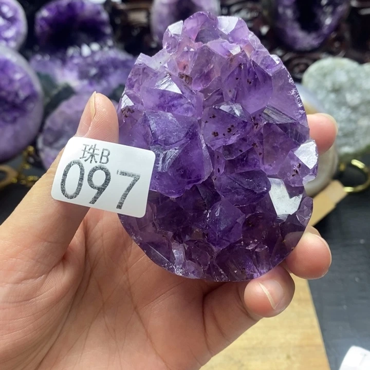 未镶嵌水晶大型摆件（非配饰）