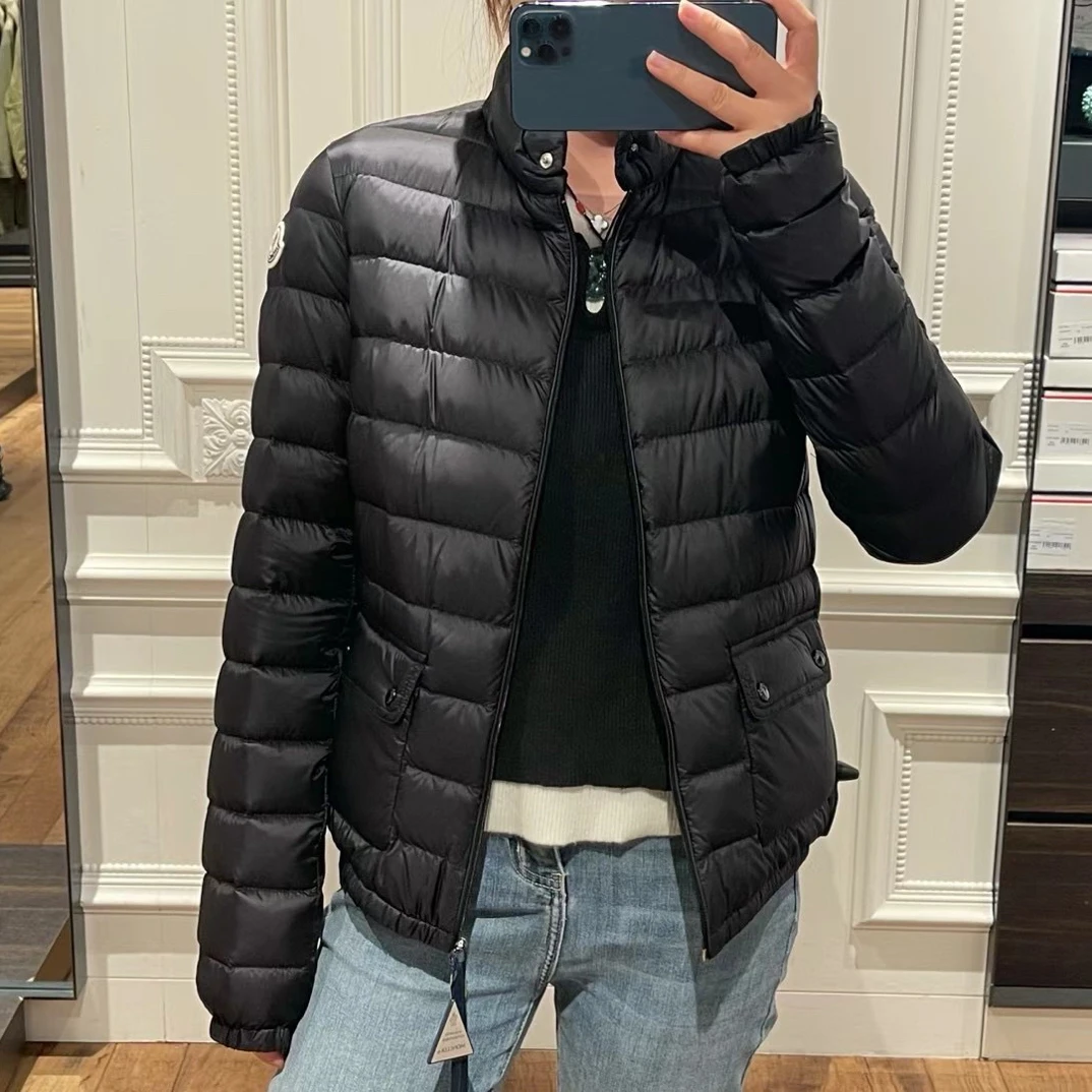 未使用 MONCLER 盟可睐蒙口女款小立领轻薄羽绒服LEANL