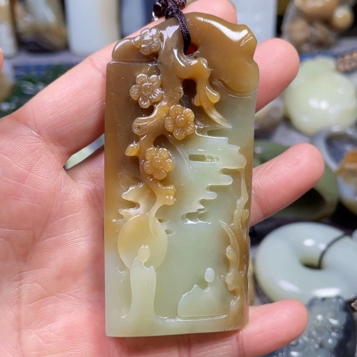 和田玉未镶嵌挂件