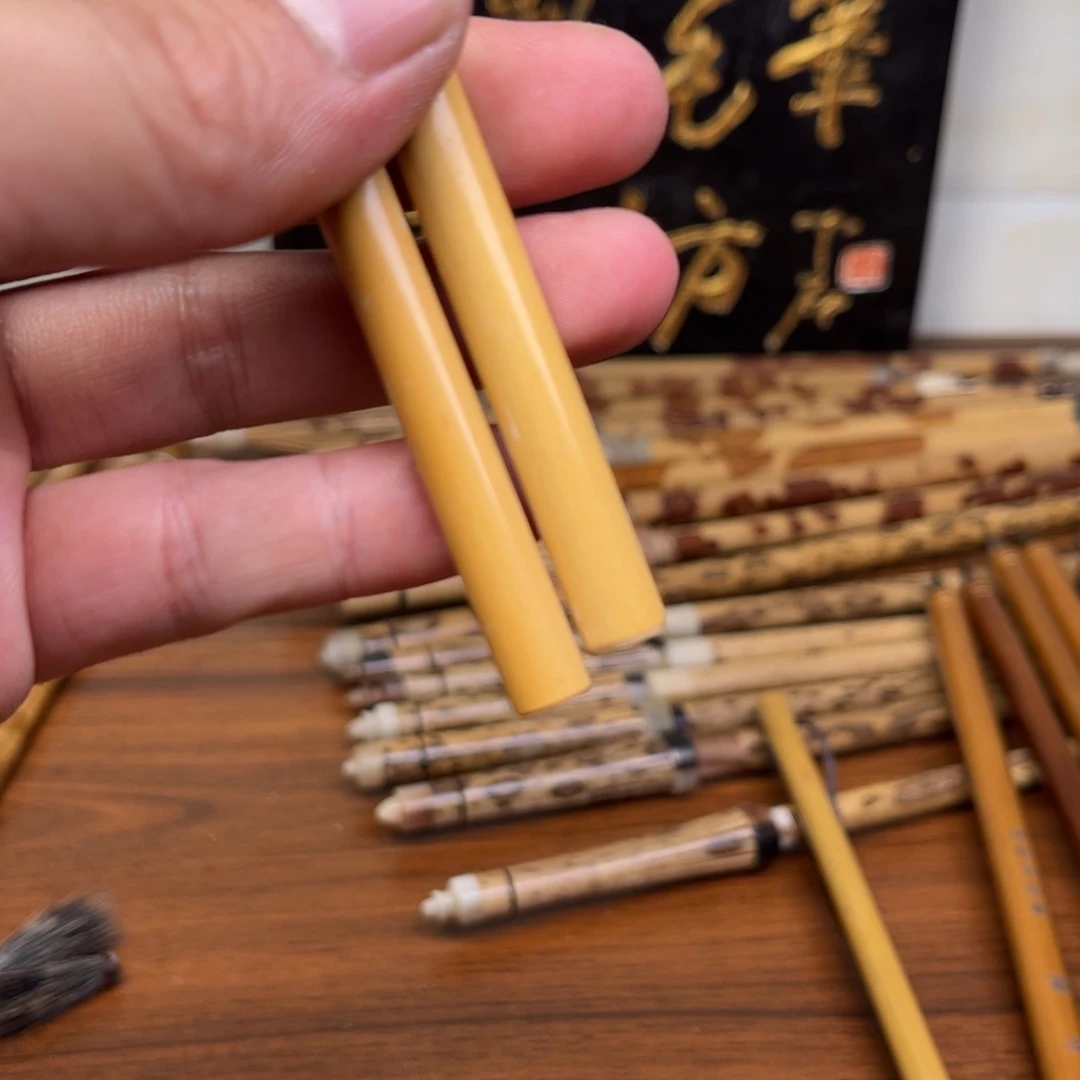 紫毫勾线 口径0.55 出锋2.2 两支