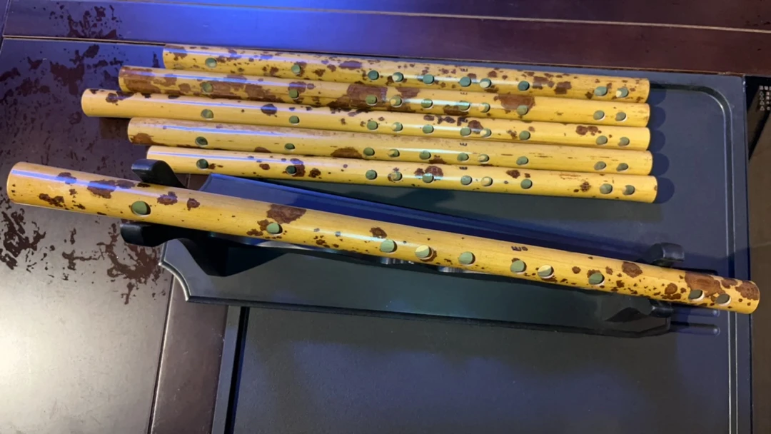 越南斑竹笛，E调，素笛，短笛。真材实料，无牛角或金属笛头增加配重！