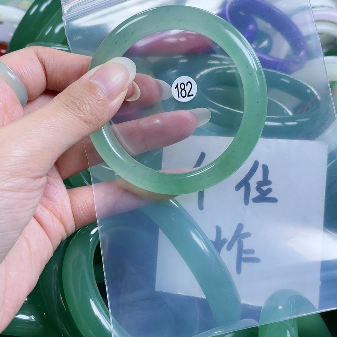 石英质玉手链未镶嵌55
