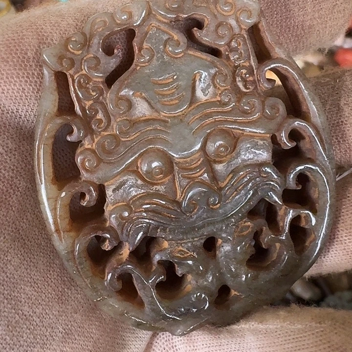 未镶嵌和田玉挂件