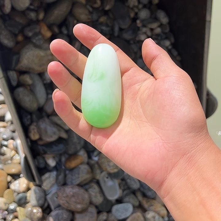 和田玉（糖玉）未镶嵌挂件