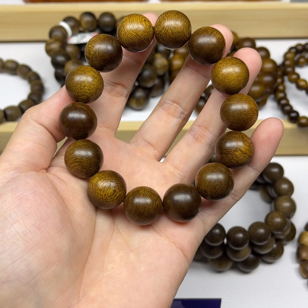 ও***࿐沉香手串越南芽庄黄棋楠1.6