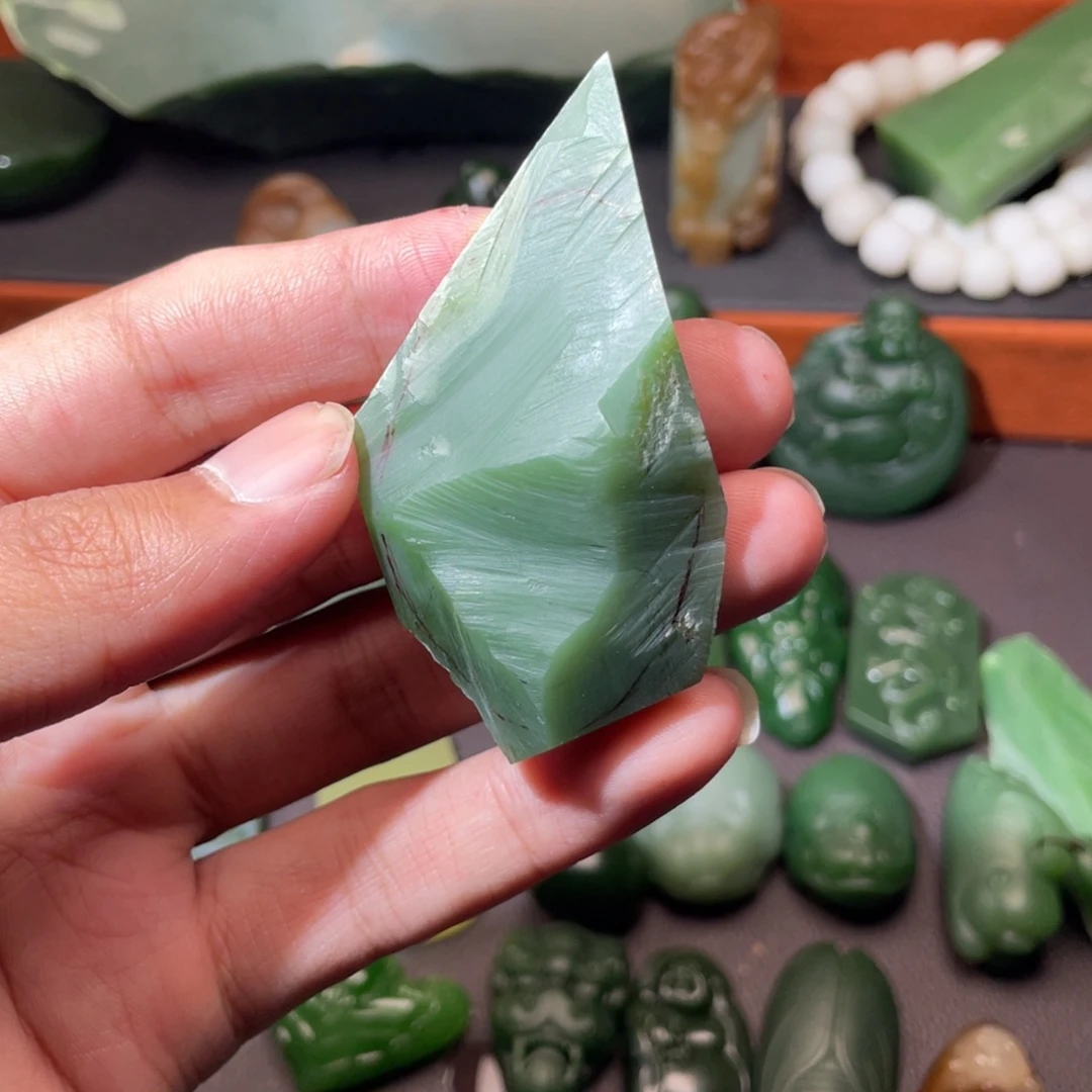 荔***冻和田玉（糖玉）未镶嵌颈饰