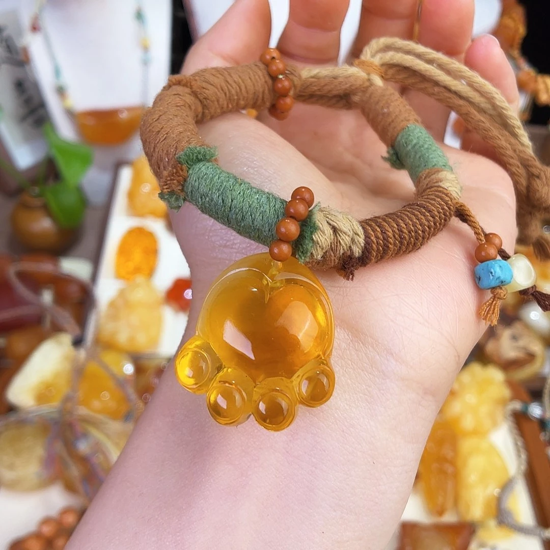 未镶嵌琥珀珠宝奇石?****吖。