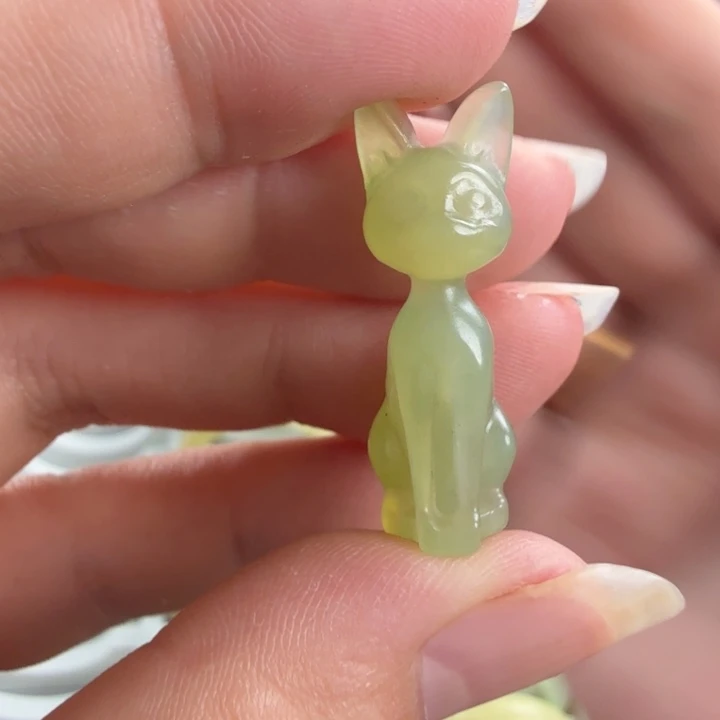 旅***牛蛇纹石玉未镶嵌手镯