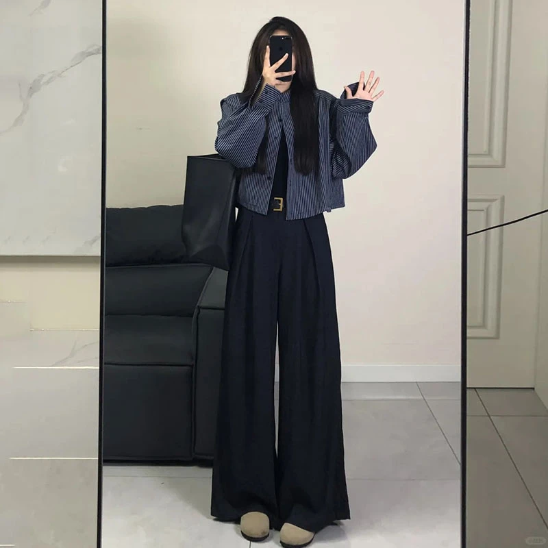 2025春季新款时尚套装女短款条纹衬衫上衣搭配西装休闲裤两件套女